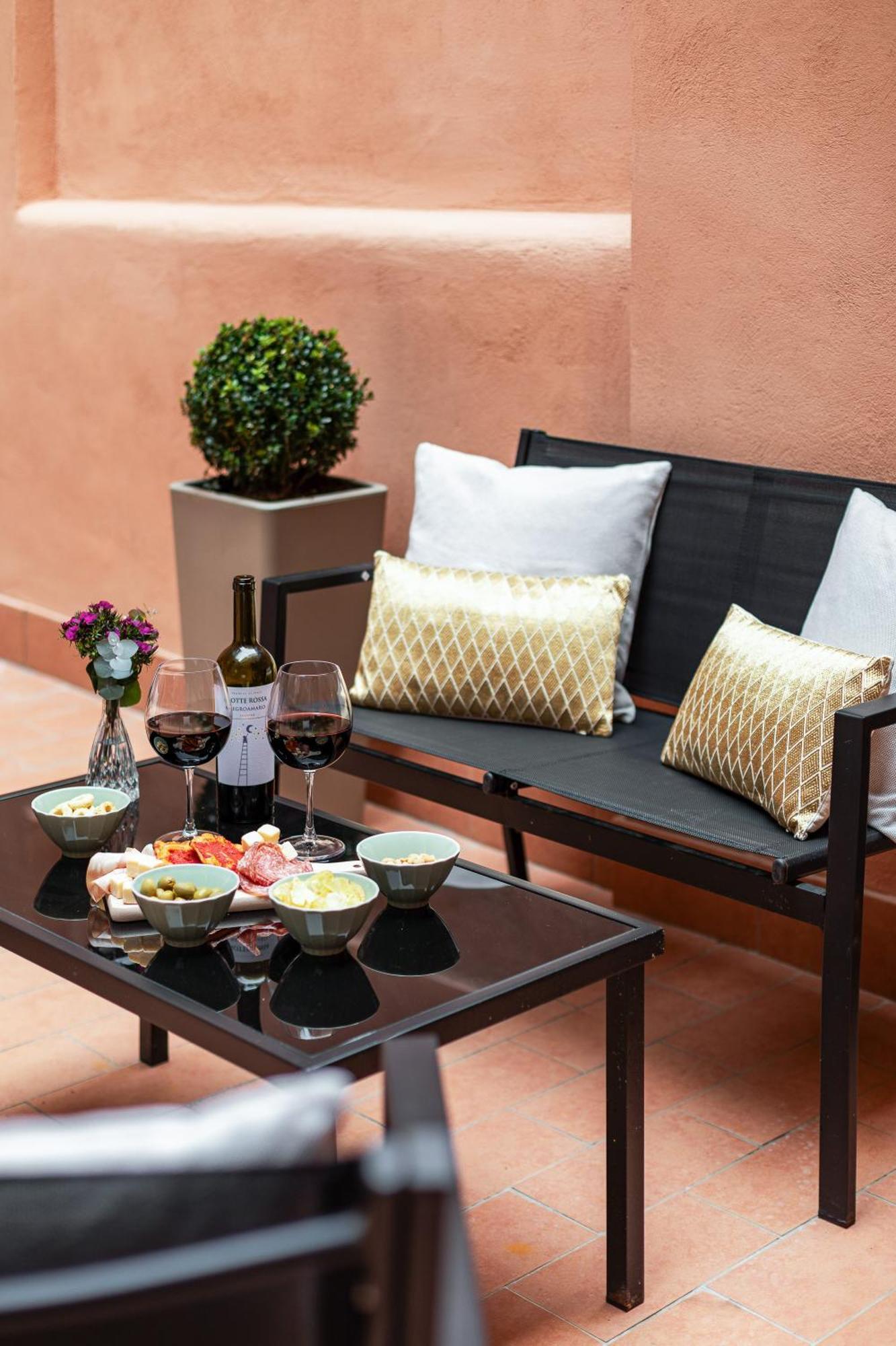 Leopardo Boutique Apartment In Trastevere Rome Exterior photo